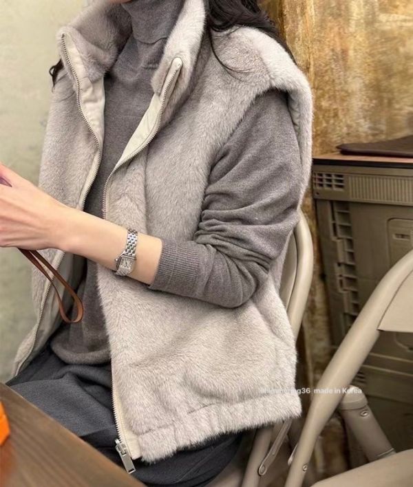 雙面穿毛背心 