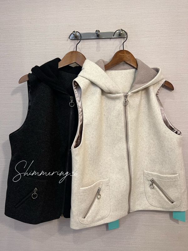 熱賣羊毛70%連帽背心 