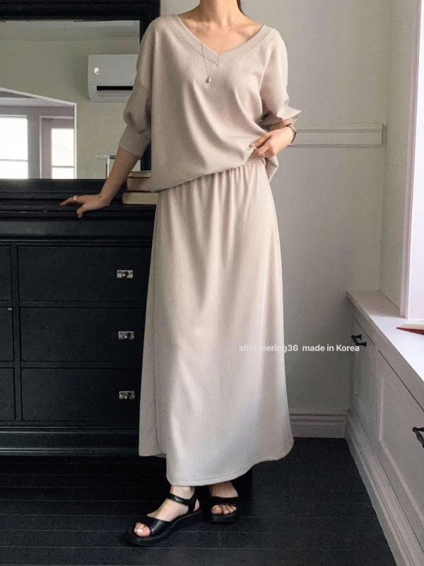 可雙面穿上衣+裙套裝（分開賣） 