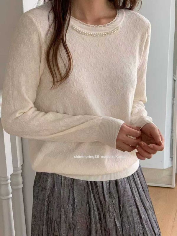 釘珠立體紋路針織上衣 