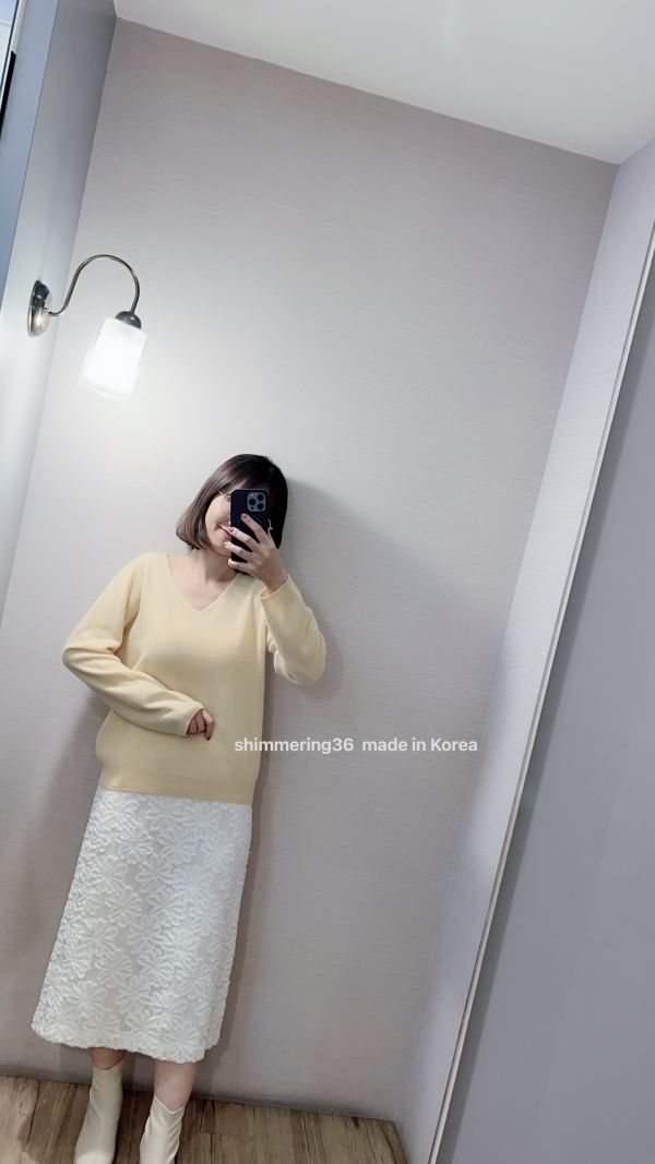 羊毛100%V領毛衣 