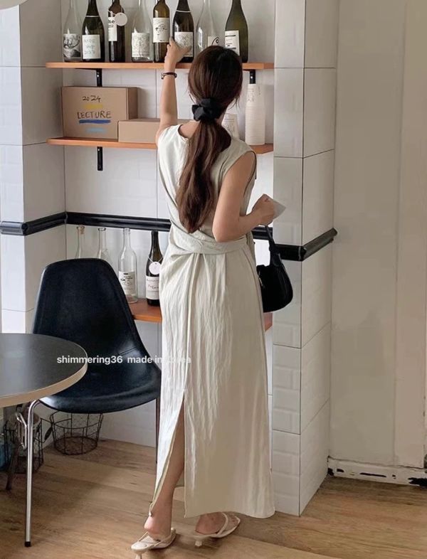 背心側扭轉洋 
