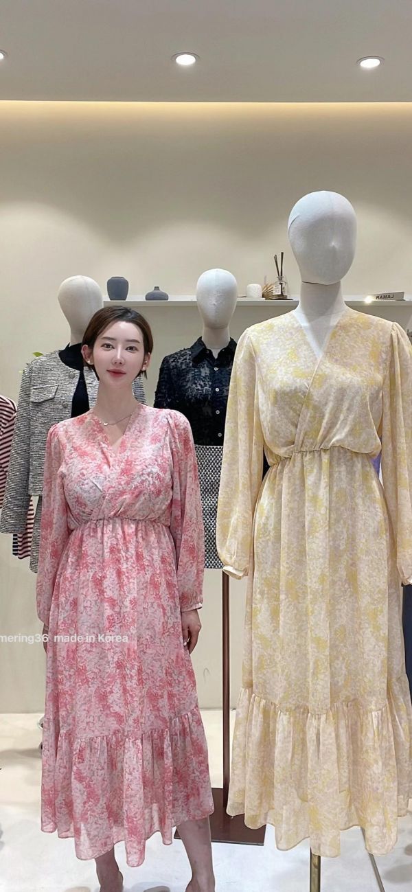 質感V花洋裝 