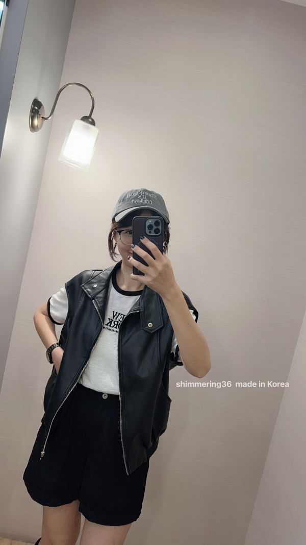 百搭皮背心 