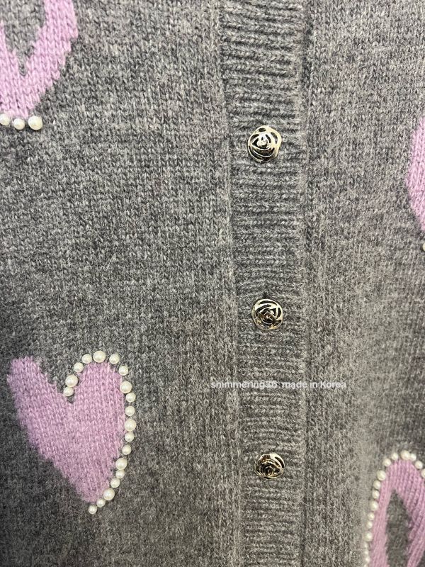 羊毛90%愛心釘珠外套 