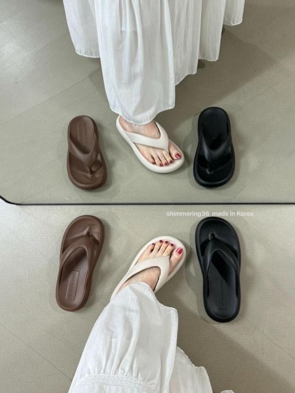 百搭人字拖鞋 