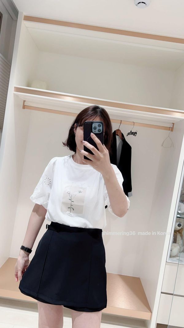 山茶花袖緹花上衣 