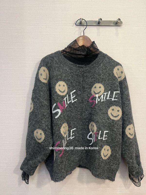 點點蕾絲內搭上衣 