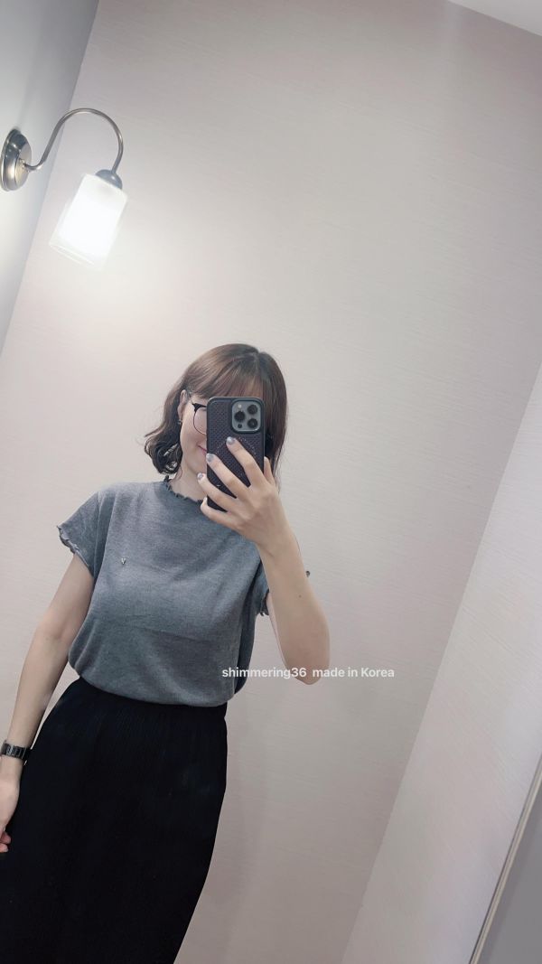 木耳邊百搭針織上衣 