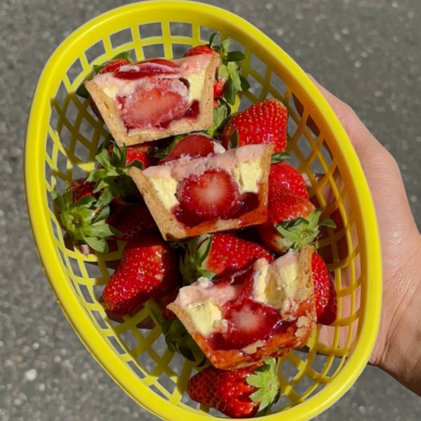 12月份冰心蛋撻6入裝｜下單數量為6的倍數，最低數量為6顆，EX：6顆、12顆以此類推 