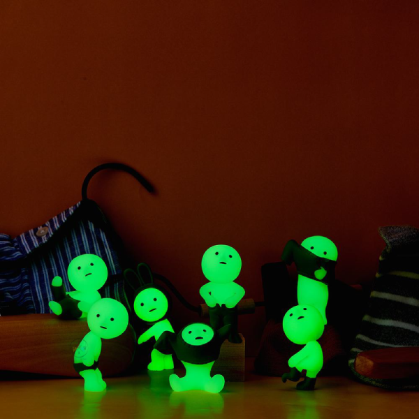 SMISKI 不可思議的夜光精靈 角落試衣間 盲盒 全6款+隱藏 隨機1入