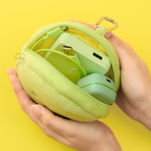 SMISKI 不可思議的夜光精靈 綿軟造型掛飾包 收納包 