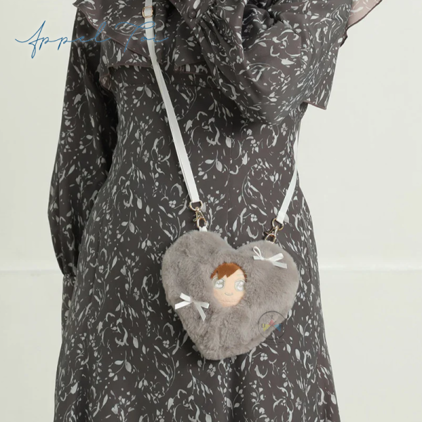 推活 應援周邊 毛毛愛心 娃包 娃衣 包巾 2WAY S號 10cm  2選1 