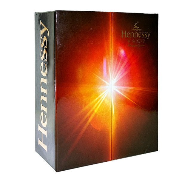 軒尼詩VSOP 2011新春禮盒（附原廠提袋）Hennessy VSOP Cognac Brandy 軒尼詩,VSOP,2011,新春,禮盒,附原廠提袋,Hennessy, VSOP,Cognac Brandy,法國