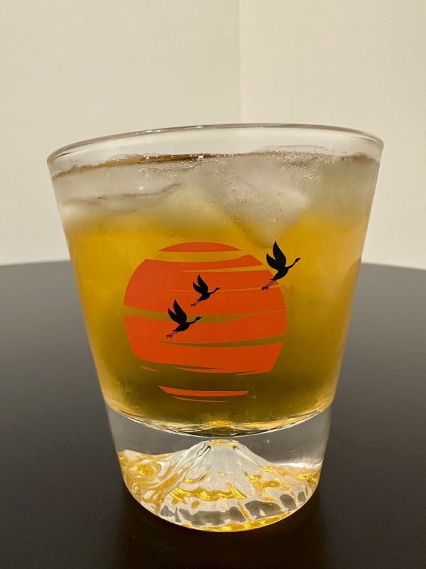 贈品》富士山變色杯 贈品,富士山變色杯