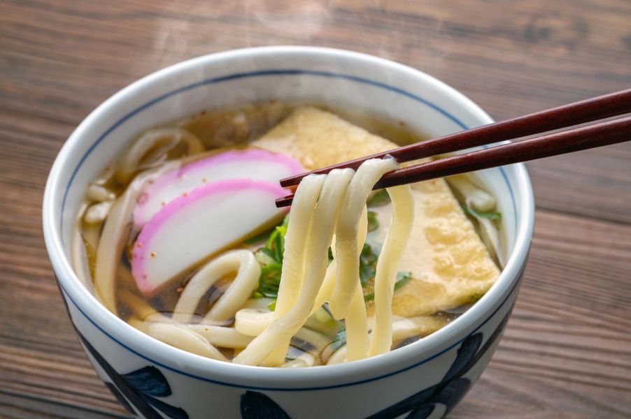 冷凍熟烏龍麵180G 冷凍熟烏龍麵 讚岐 松園 日本 台灣 熟麵 烏龍麵冷凍食材 餐廳 盤商 團購 專業代工 包裝 盛食堂超市 新北市永和區復興街81號 (02)89219626盛佳貿易 統編90200774群竑流通行銷 統編52941685