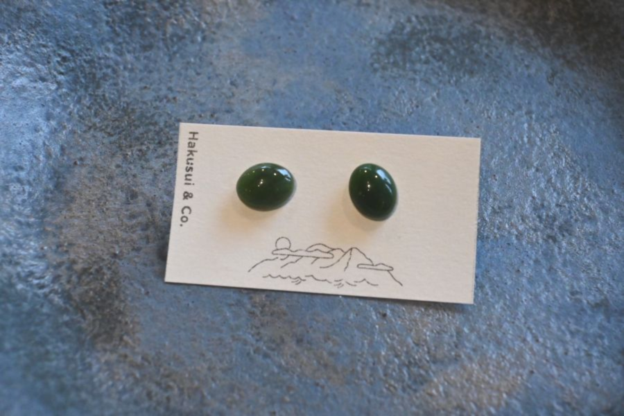 臺﻿灣玉耳釘(一對)＿蛋形｜寶石拼圖 