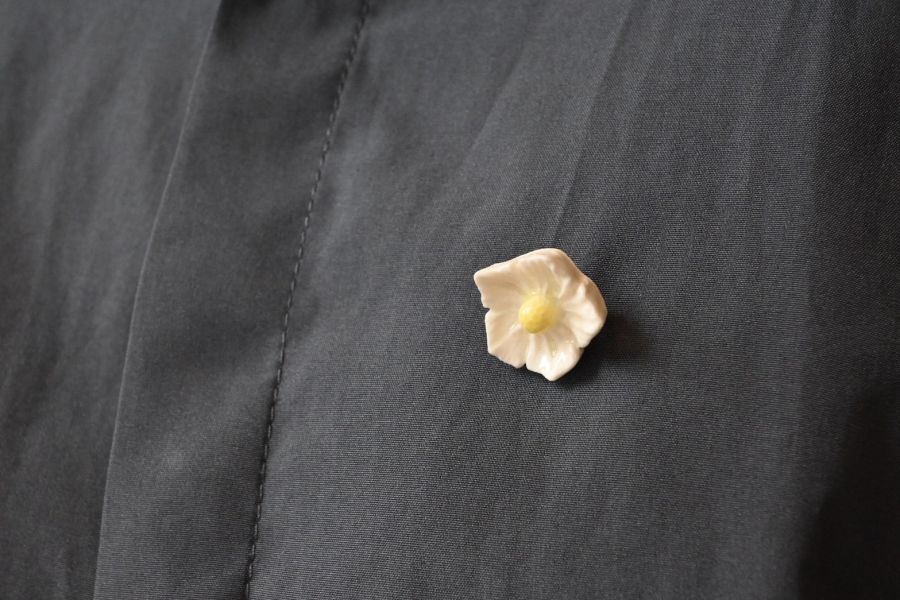 瓷器胸針_雞蛋花 