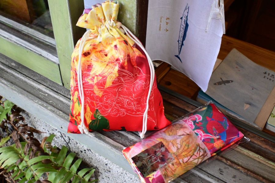 彩虹橋_緞面質感束口袋 | 鎮魂 