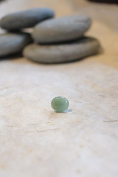 蛋形耳釘｜寶石拼圖 