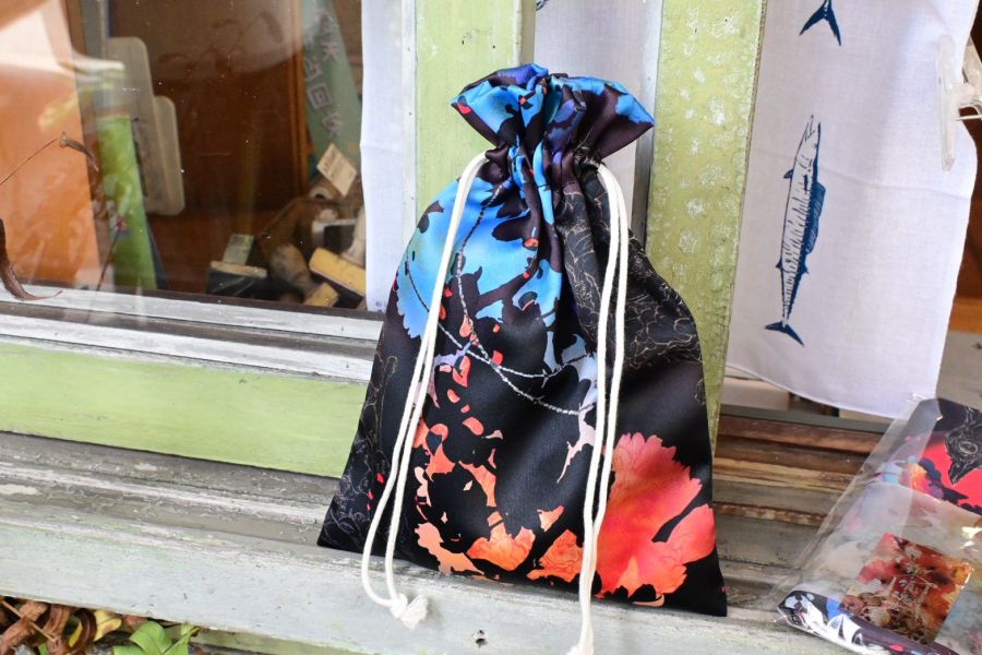 彩虹橋_緞面質感束口袋 | 鎮魂 