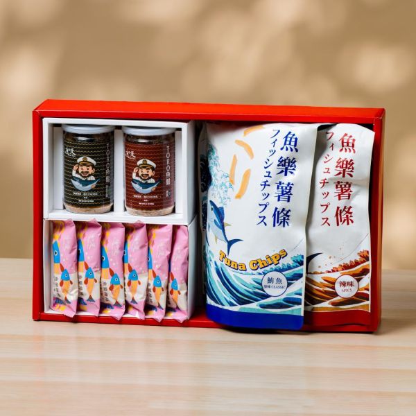 You & Seafood Companion Gift Box You and Seafood Companion Gift Box, seafood snack gift box, fish snack fries, fish floss, fish snack sticks, toro fish floss, salmon floss, tuna floss, Taiwanese snacks, seafood snacks, gift set, snac