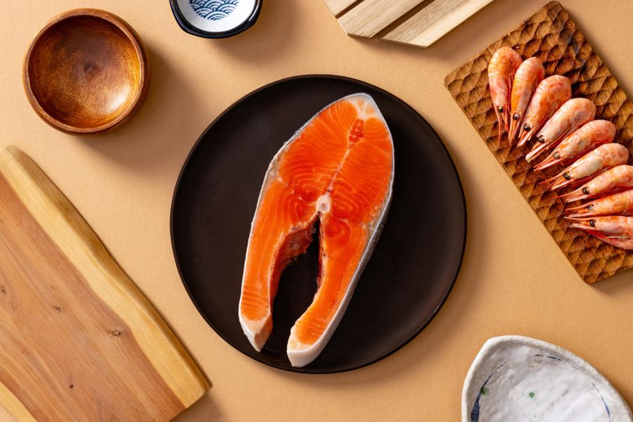 冷凍頂級鮭魚 (350g±10%/片) 海の優oceanbest,海の優,海的優,烤肉,豪華,精選,新鮮,冷凍頂級鮭魚,冷凍,頂級,鮭魚,產地,嚴選,鮭魚切片,智利