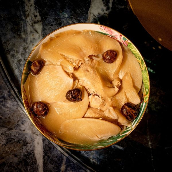 豪華魚翅燉雞湯 (五星級手掌大魚翅10片) (10人份單品) 