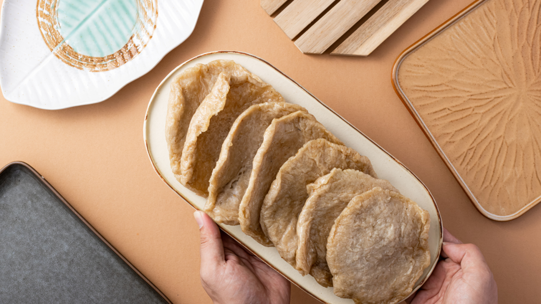 祖傳古早味魚粿 (450g/包) 祖傳古早味魚粿、手工魚粿、魚漿製品、古早味料理、台灣魚粿、傳統魚粿、Q彈魚粿、魚漿美食、古早味小吃、冷凍魚粿

是否希望我幫妳一併生成「