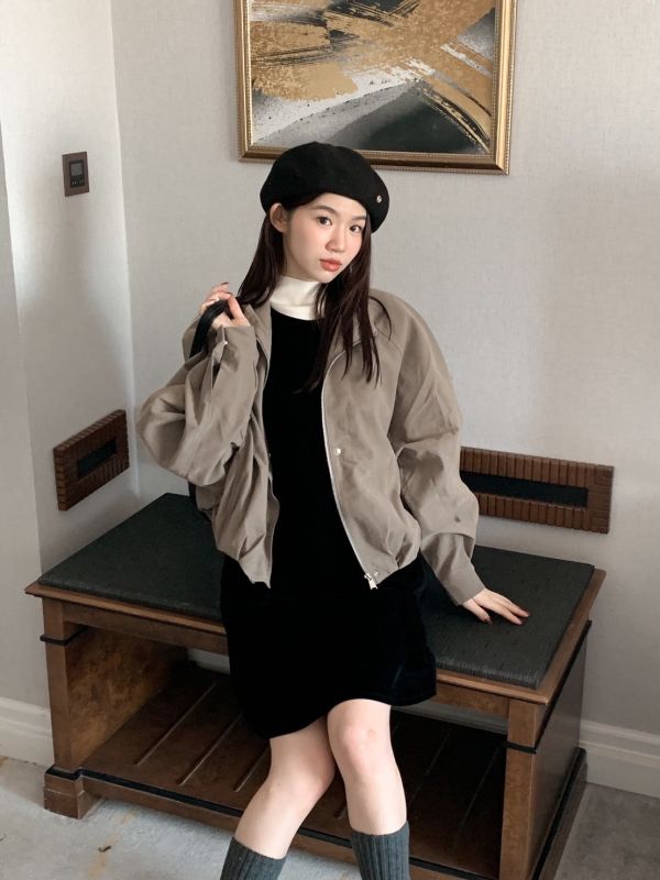 冬季綠野 霧面麂皮 立領澎感外套 高級感顯瘦版（2色） 