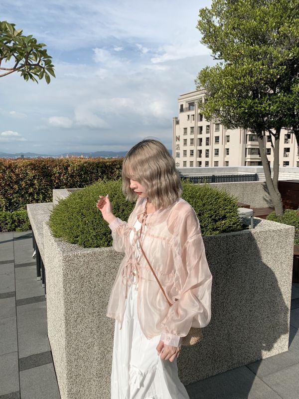 柔軟浪花 微緞面光正反兩穿綁帶罩衫(4色) 