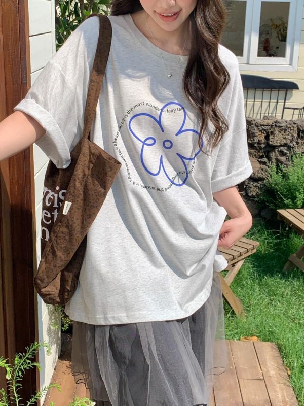 南法花園莊園 小花線條感寬鬆T恤 法式簡約百搭上衣（5色） 