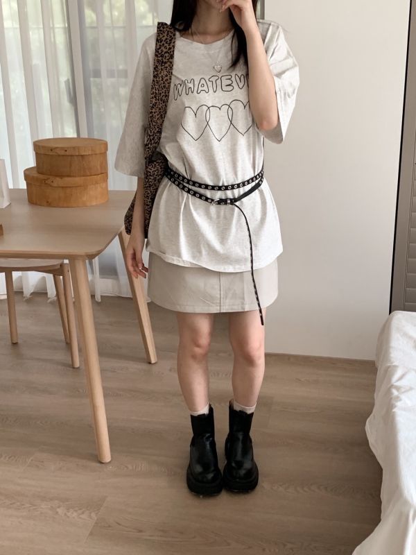 簡約小元素 愛心上衣 