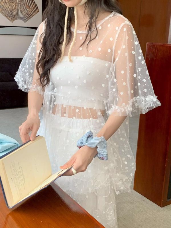 自訂款 花嫁光影 透紗小花洋裝上衣 婚禮氛圍感仙氣罩衫（2色） 
