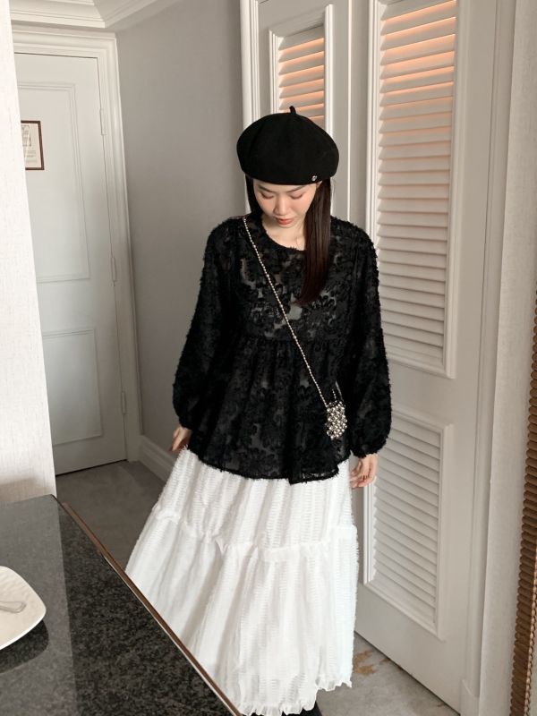 自訂款 晨光輕吻 柔霧羽 立體紋路毛絨感上衣 