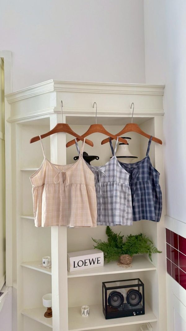 奶霧初戀 格紋細肩小背心 韓系小可愛上衣 顯瘦小隻女孩必收 