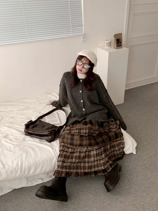 在裙擺裡藏了一點浪漫 多層次格紋蛋糕長裙 顯瘦鬆緊腰 （2色） 