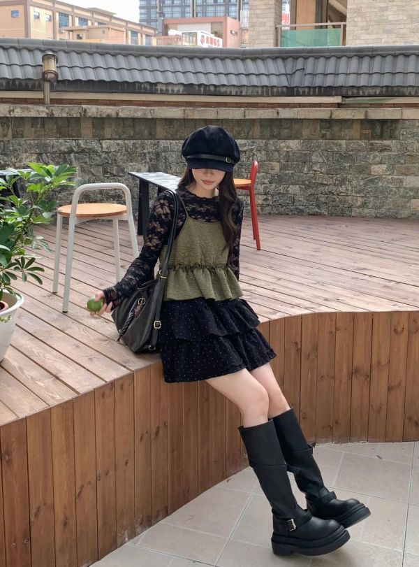 晚風花紋細肩背心 韓系短版顯瘦 小性感荷葉上衣 春夏百搭背心（3色） 