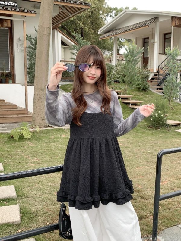 巴黎甜霧 娃娃背心 韓系細肩帶吊帶上衣 蝴蝶結荷葉甜妹背心(3色） 