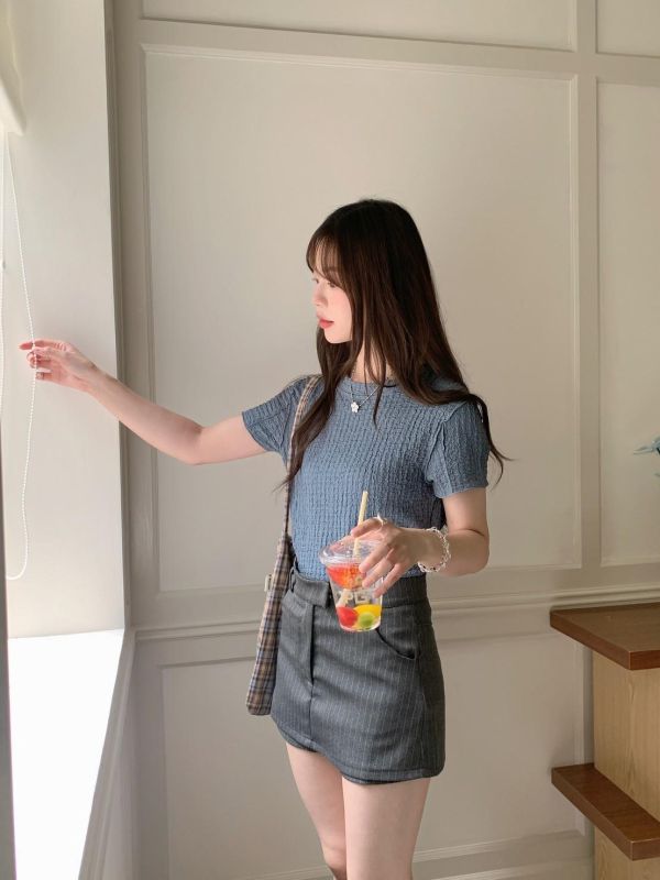 日常柔紋 立體紋理短袖上衣 木耳邊設計 顯瘦百搭素T(4色） 