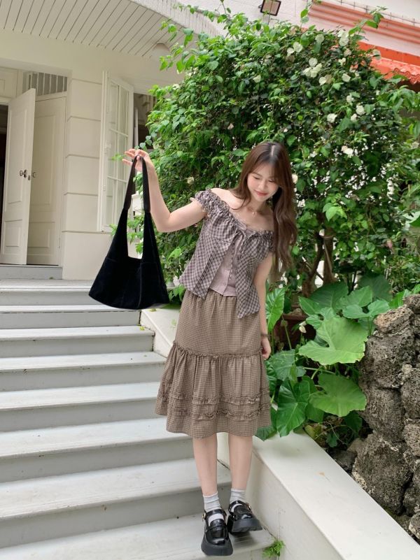 小眾氛圍款  拼接設計 蝴蝶結綁帶 小性感短版顯瘦上衣（2色） 