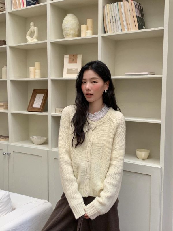 冬暮編織物語  日系復古圓領排釦毛衣 素色百搭開襟針織外套（4色） 