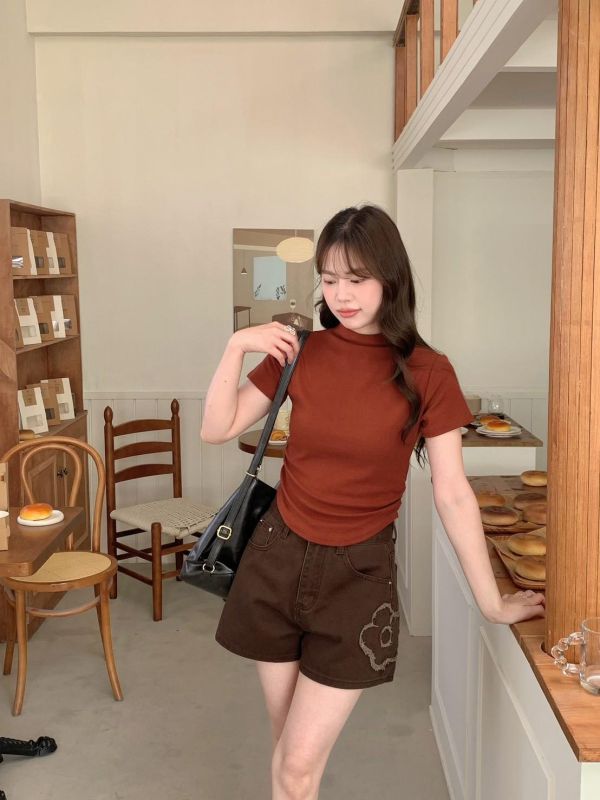 南法日常穿搭 立體花牛仔短褲 百搭顯腿長款（3色） 