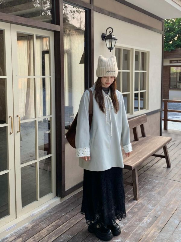 晚秋小町散步 點點袖口綁帶長版外套 日系小千金翻領大衣 秋季氣質外套（3色） 