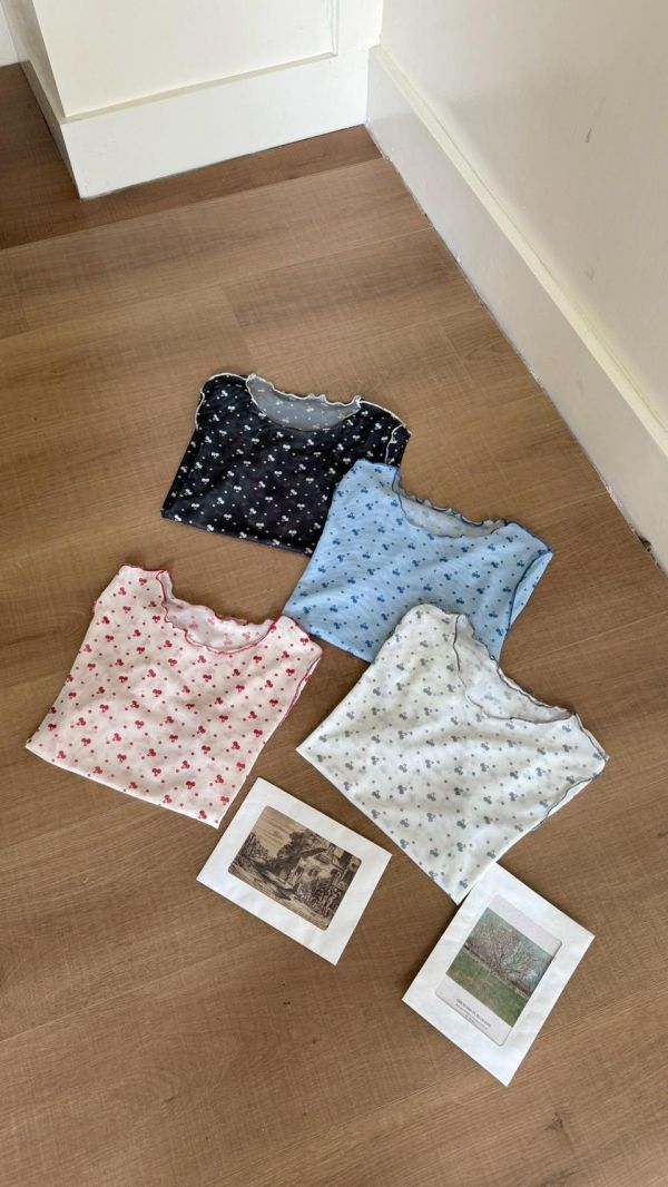 櫻桃糖心 網紗上衣  韓系印花透膚打底衫 百搭短袖（4色） 