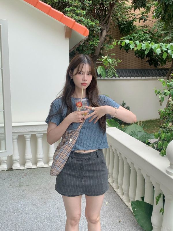 夜色氛圍條紋西裝短裙 顯腿長高腰版型 修身顯瘦 辣妹百搭裙（2色） 