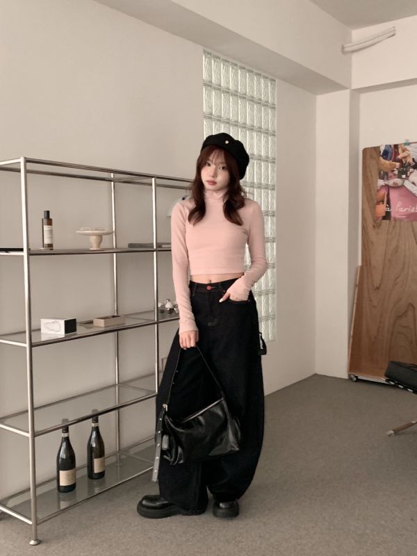 柔軟雲朵感 加絨高領短版打底上衣 保暖不厚重 顯瘦彈性內搭（6色） 