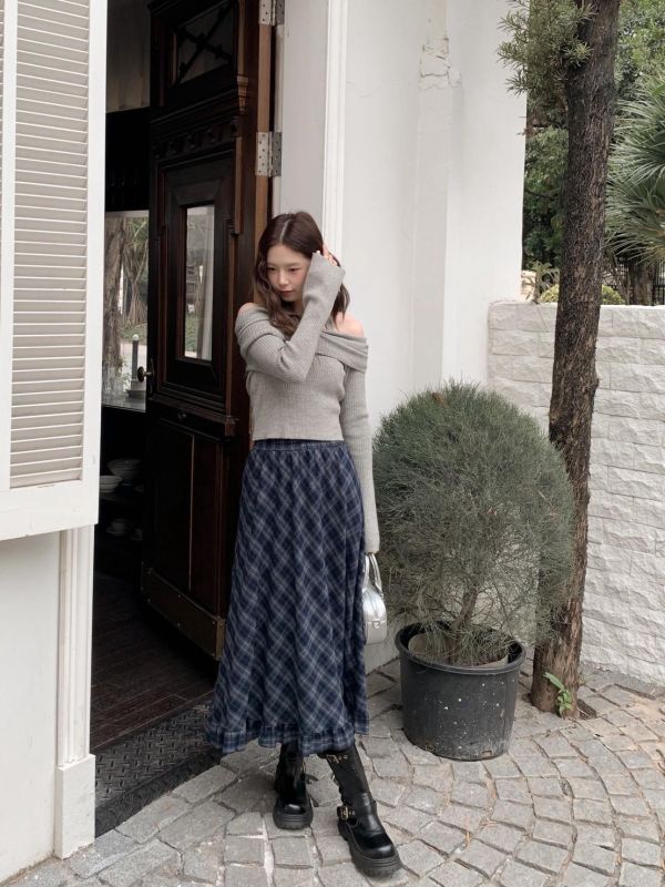 京都日落 日系復古格紋長裙 顯瘦A字版型 鬆緊腰不勒 垂墜好走路秋冬百搭必收（2色） 