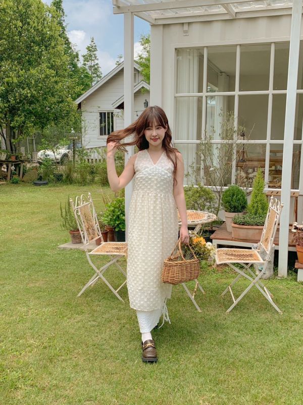 夏日午後的少女 自訂款立體花花背心 