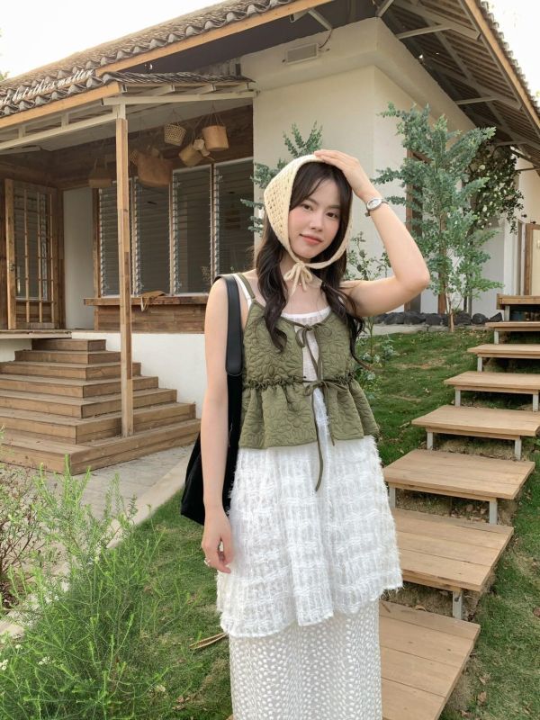 晚風花紋細肩背心 韓系短版顯瘦 小性感荷葉上衣 春夏百搭背心（3色） 